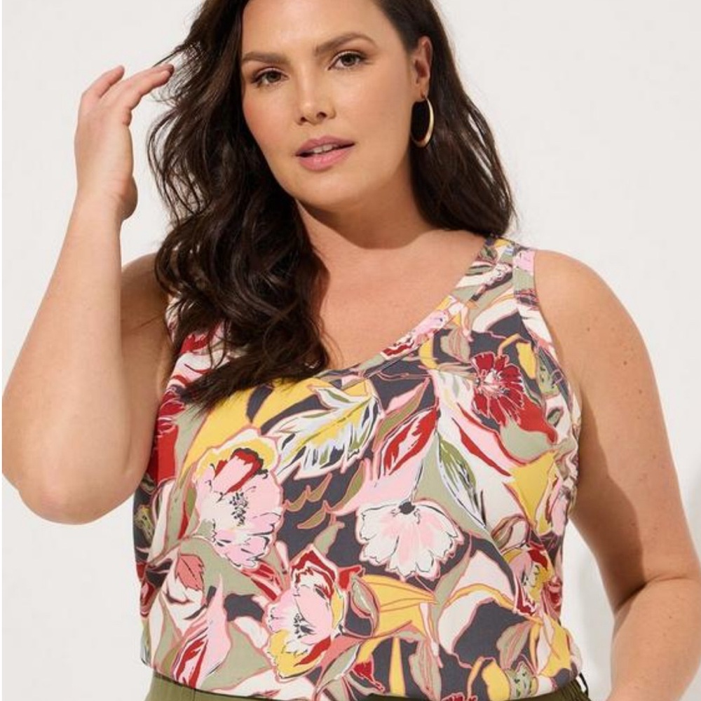 Torrid Challis Stitch Detail Tank NWT